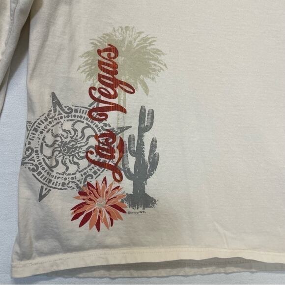 Las Vegas T-shirt long sleeve cream off white graphic tee size large - Picture 2 of 7